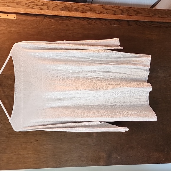 Chicos size 3 (XL) white & silver 3/4 sleeve tee, stretchy, EUC - Picture 4 of 4